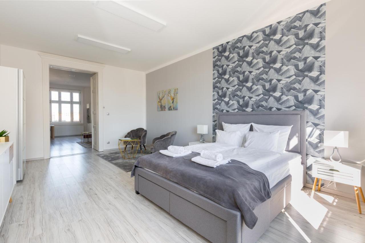Designer Apartment On The Budapest Broadway With 2Br And Ac Esterno foto