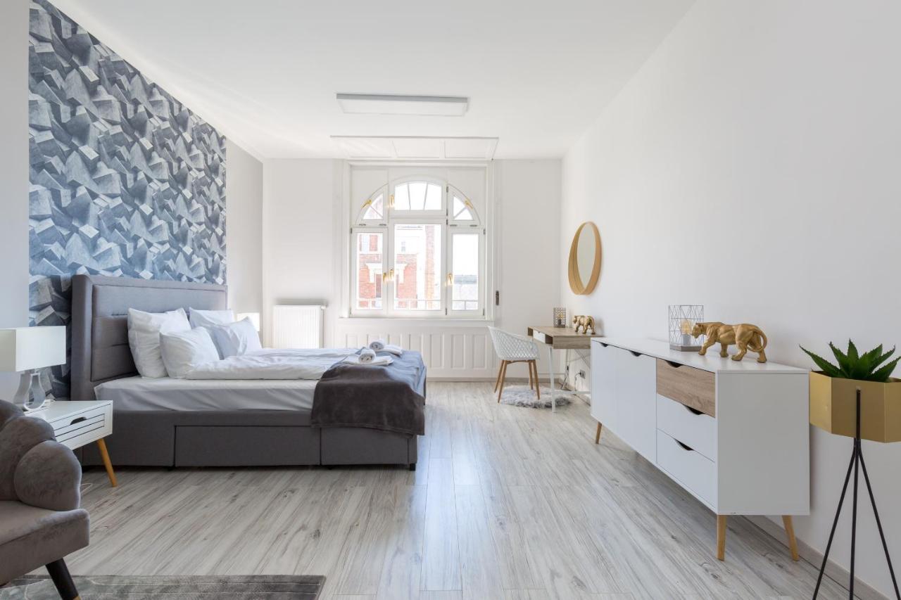 Designer Apartment On The Budapest Broadway With 2Br And Ac Esterno foto