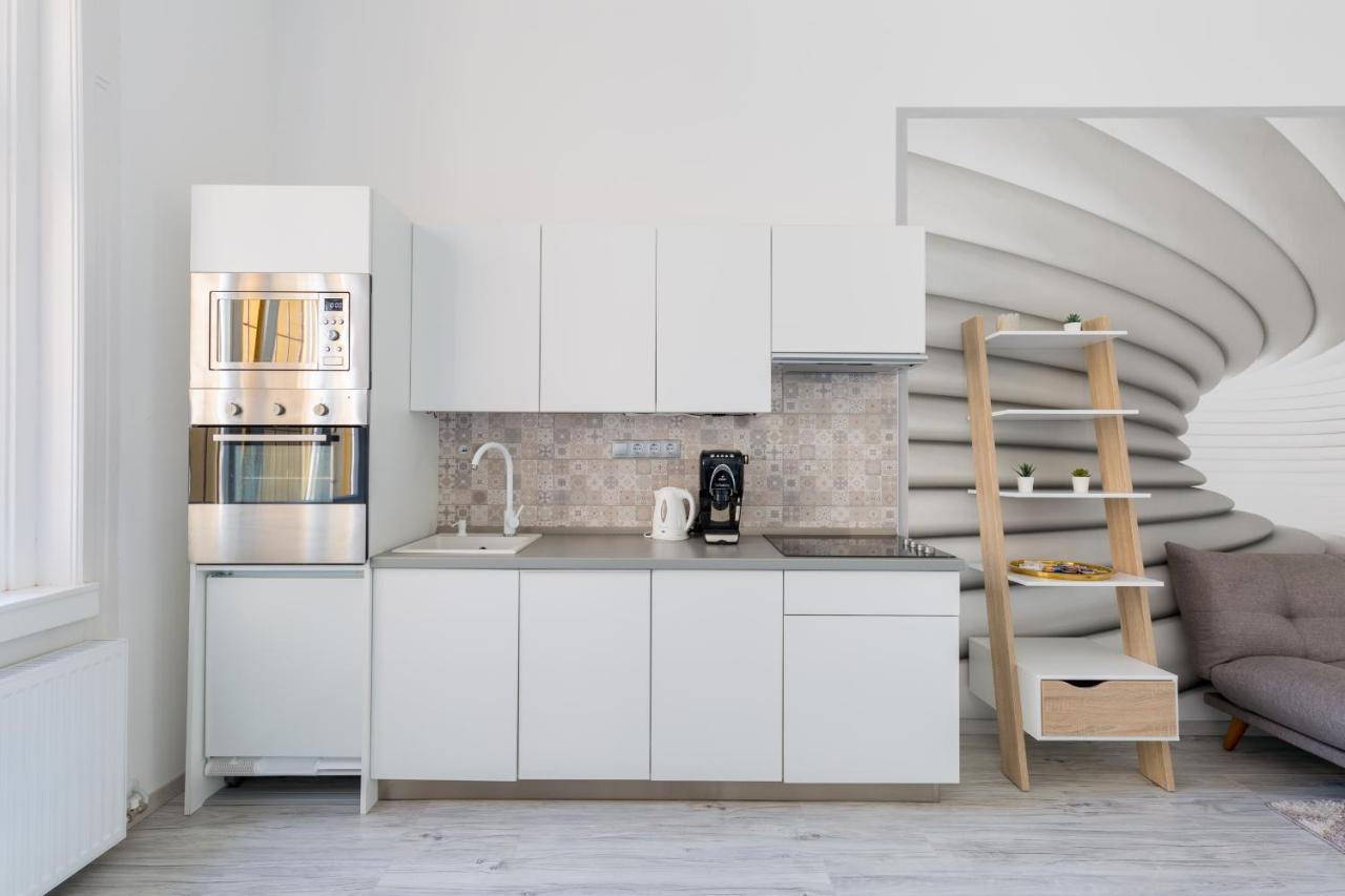 Designer Apartment On The Budapest Broadway With 2Br And Ac Esterno foto